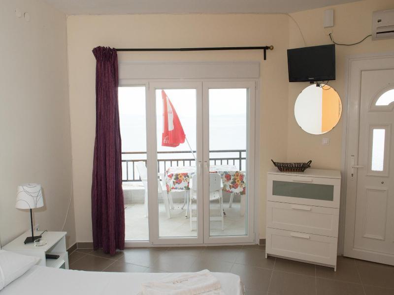 Rooms Elena Nea Poteidaia Luaran gambar
