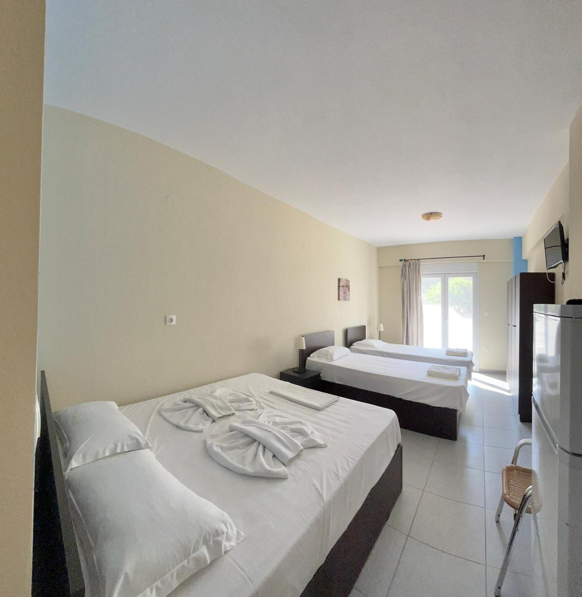 Rooms Elena Nea Poteidaia Luaran gambar